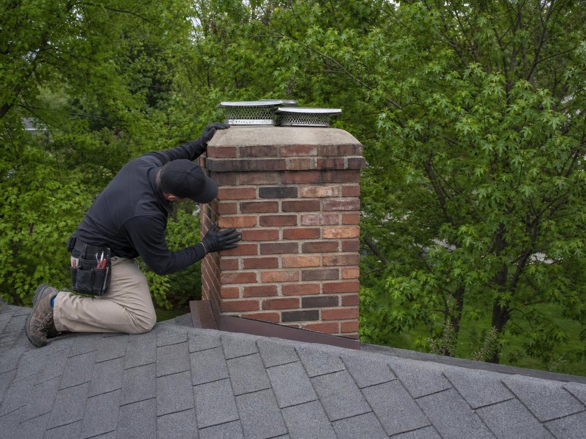 Egan Chimney Service work in Putnam